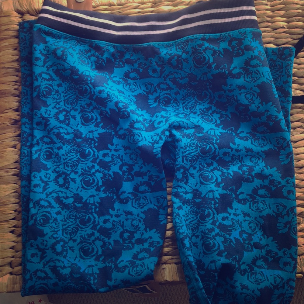 Fabletics leggings
